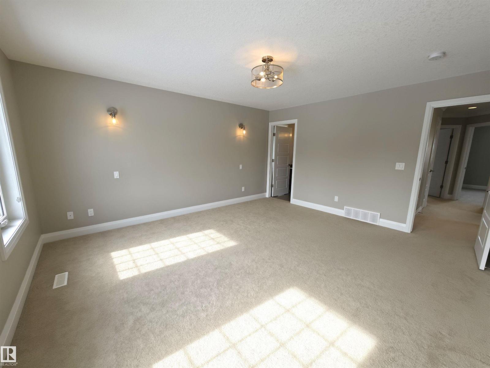 628 ORTONA WY NW NW, Edmonton