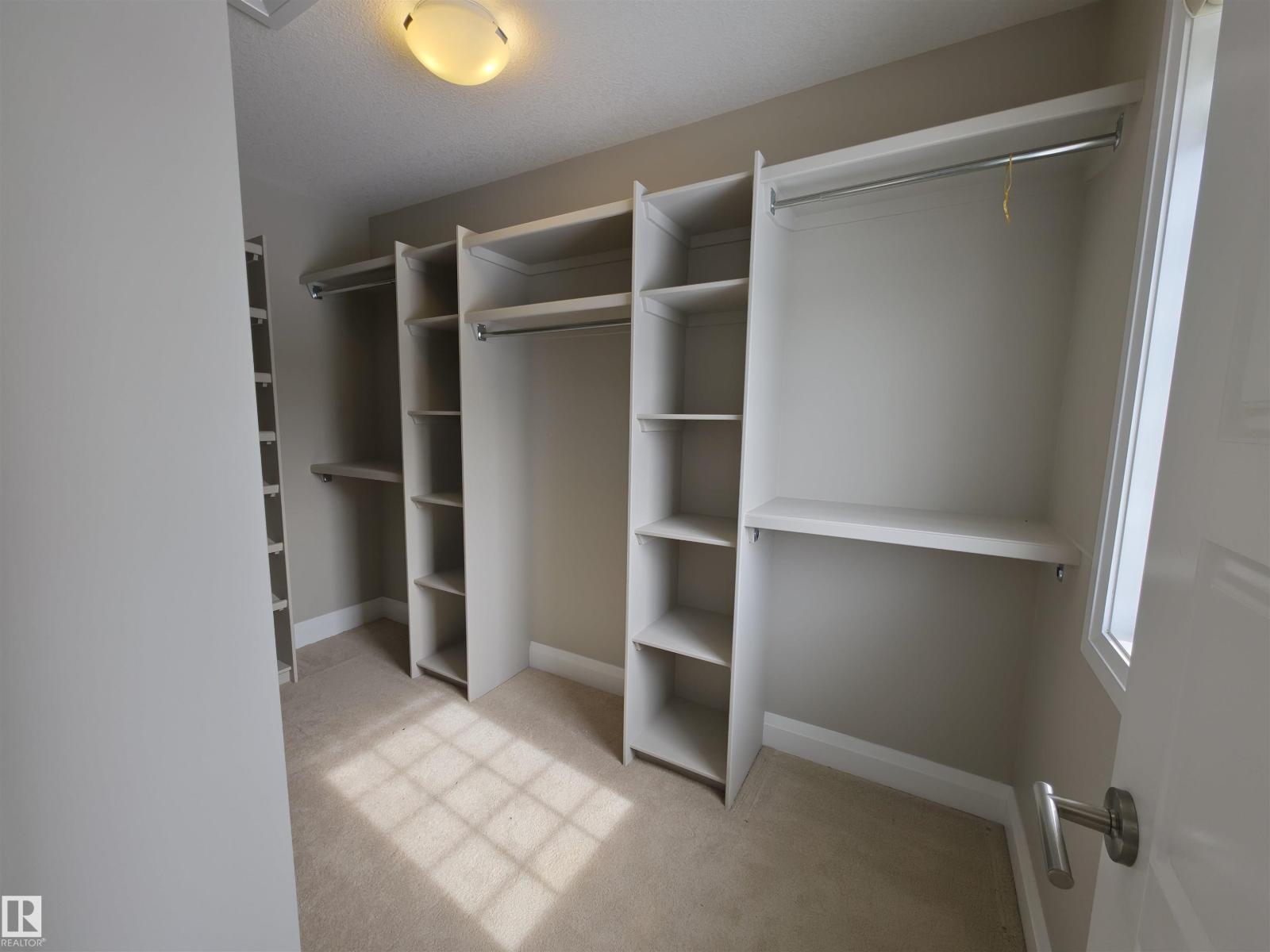 628 ORTONA WY NW NW, Edmonton