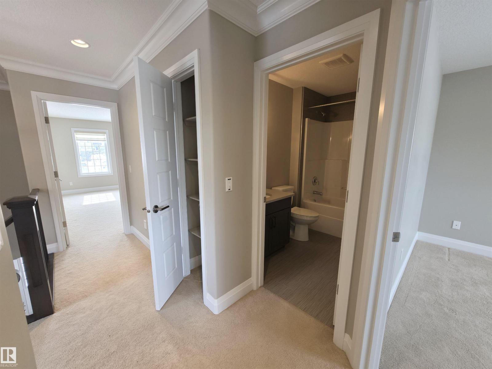 628 ORTONA WY NW NW, Edmonton