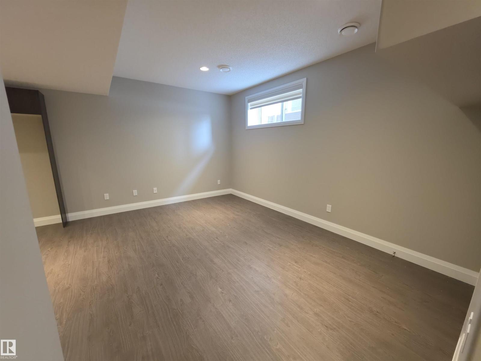 628 ORTONA WY NW NW, Edmonton