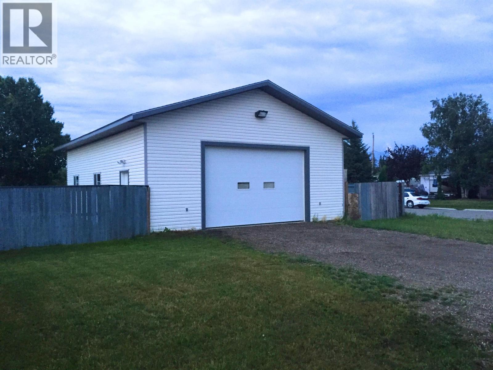 10679 102 STREET - 31