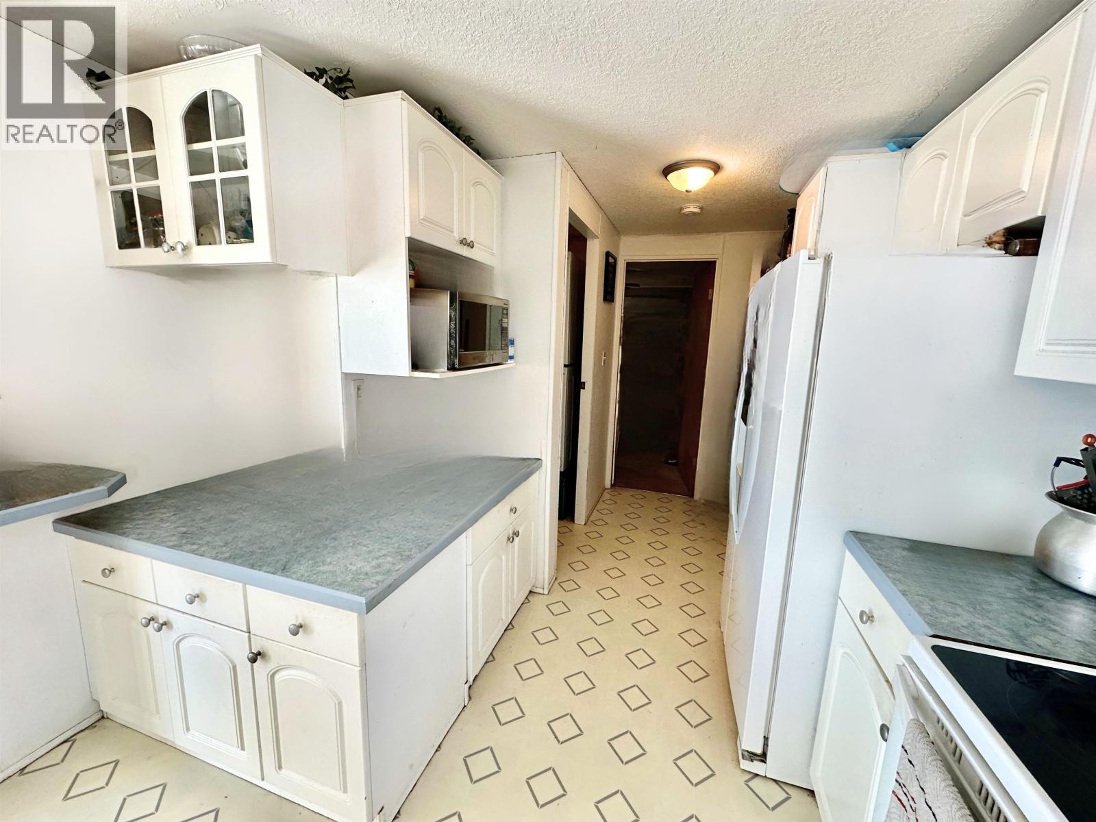 10679 102 STREET - 4