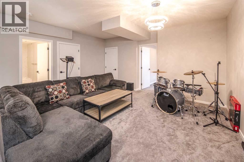 Single Family House for Sale in  Carringham Road NW Carrington Calgary 