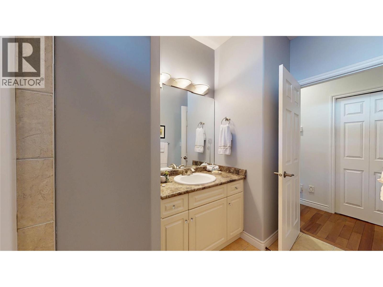2523 Golf View Crescent - 30