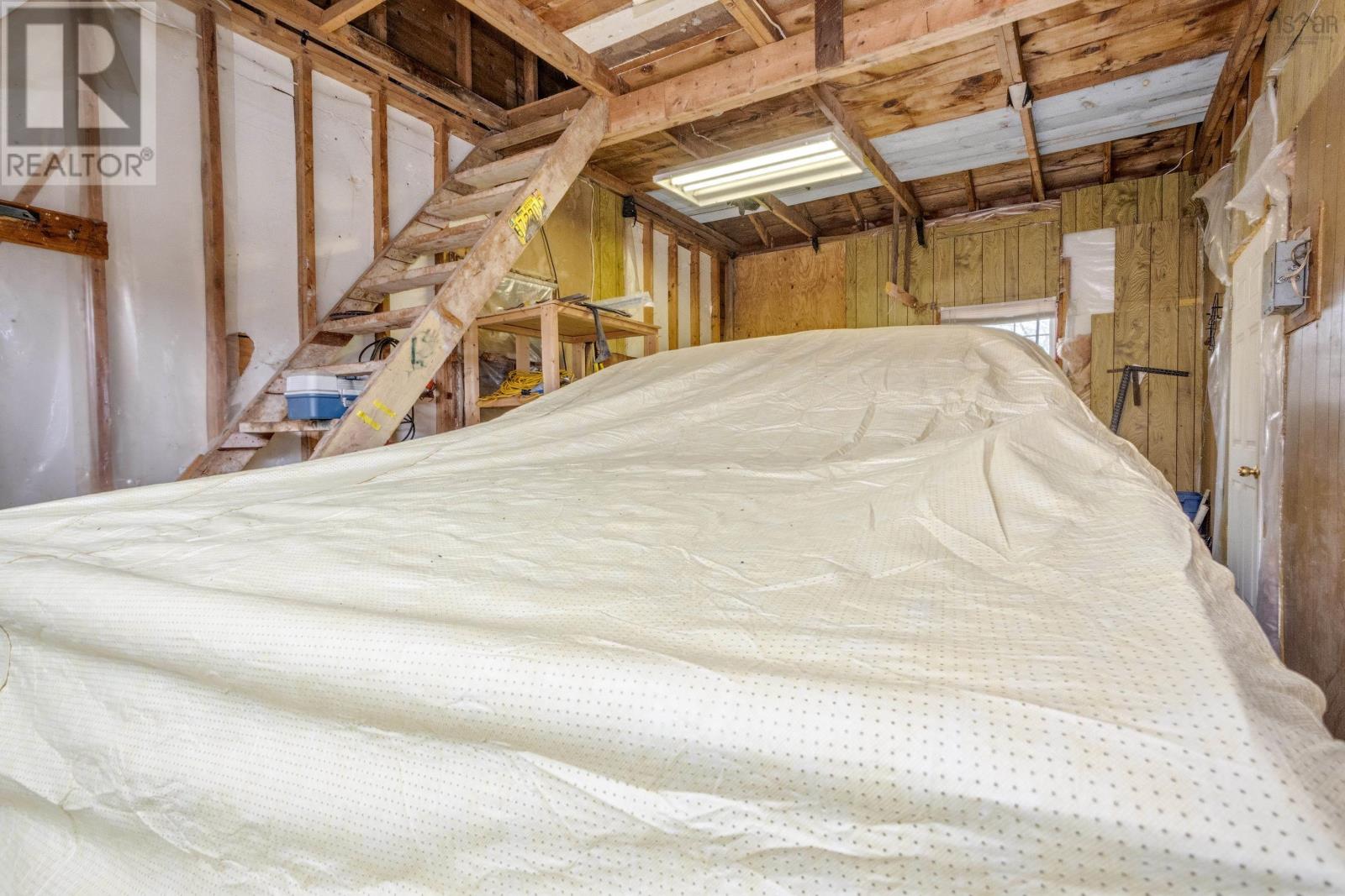 10014 221 HIGHWAY - 30