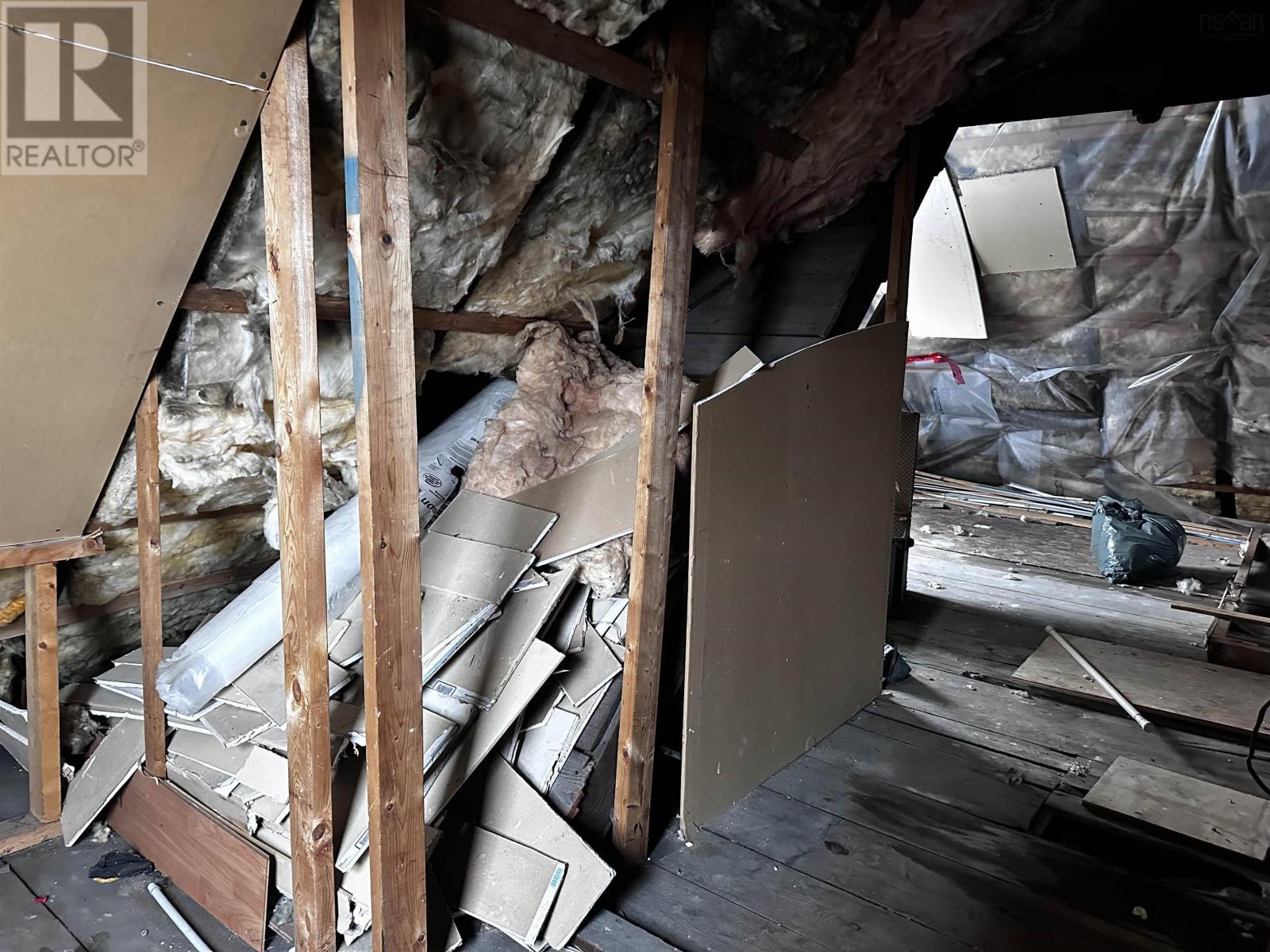 Property 21 of 29 of 24 Reserve Street