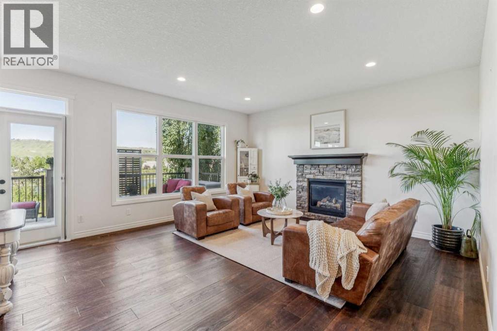 50 Riviera View, Cochrane