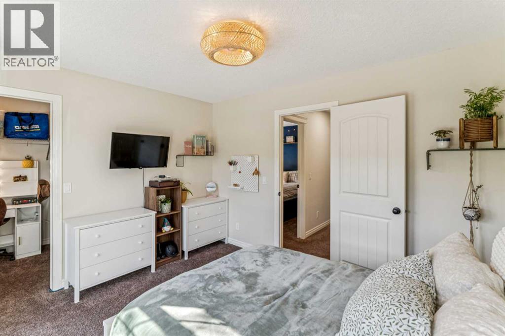 50 Riviera View, Cochrane