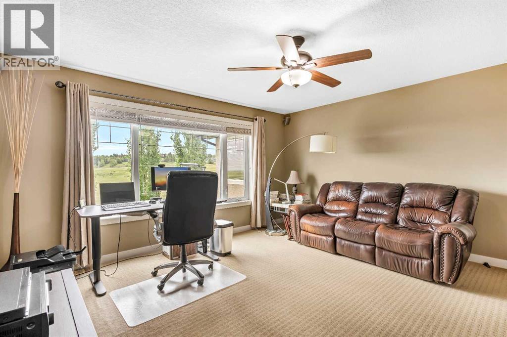 Single Family House for Sale in  Sherwood Rise NW Sherwood Calgary 