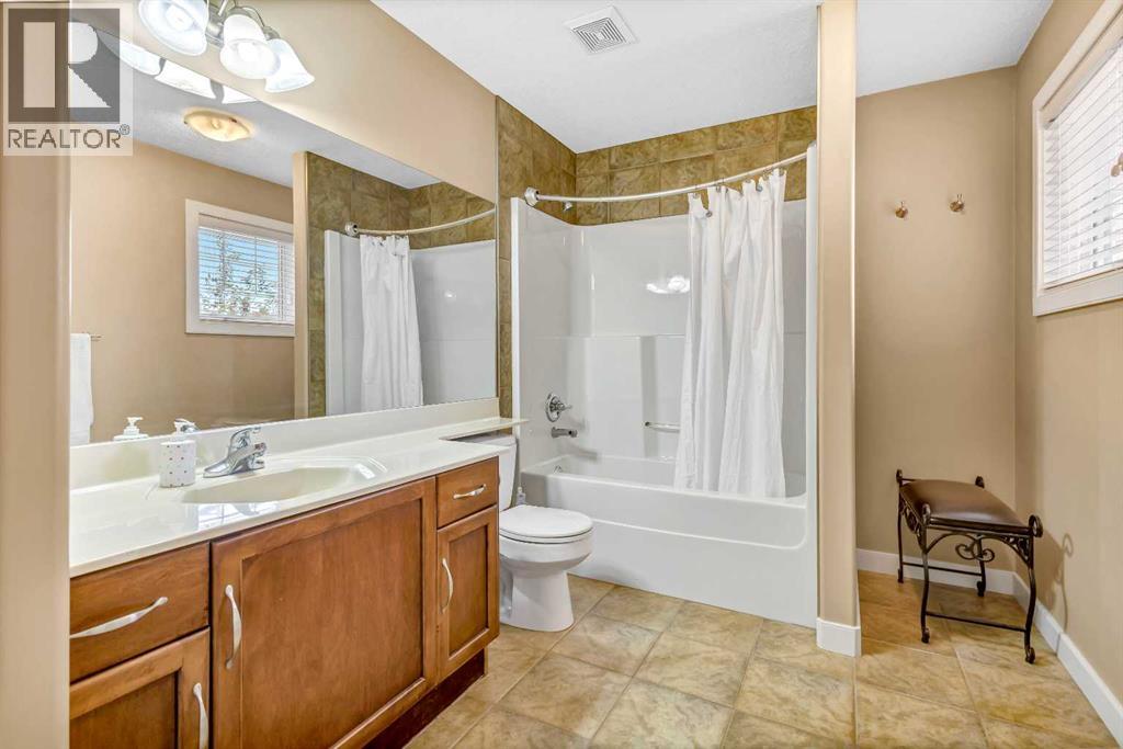 Single Family House for Sale in  Sherwood Rise NW Sherwood Calgary 