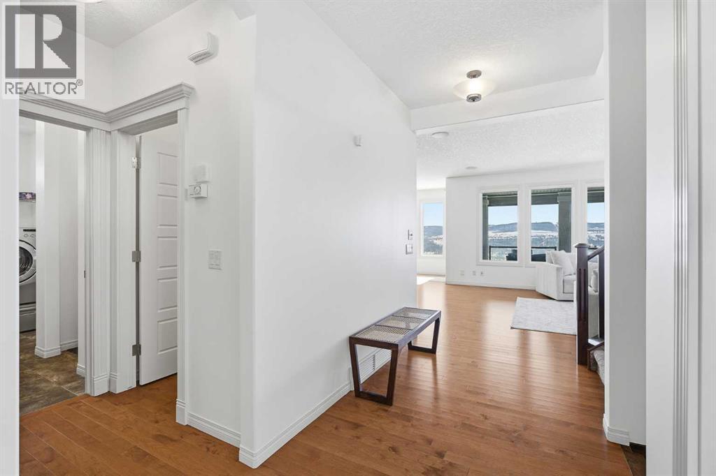 Single Family House for Sale in  Tuscany Estates Rise NW Tuscany Calgary 