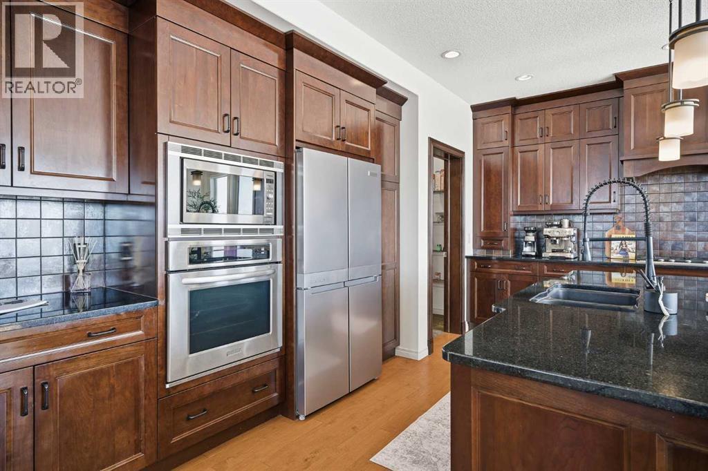 Single Family House for Sale in  Tuscany Estates Rise NW Tuscany Calgary 