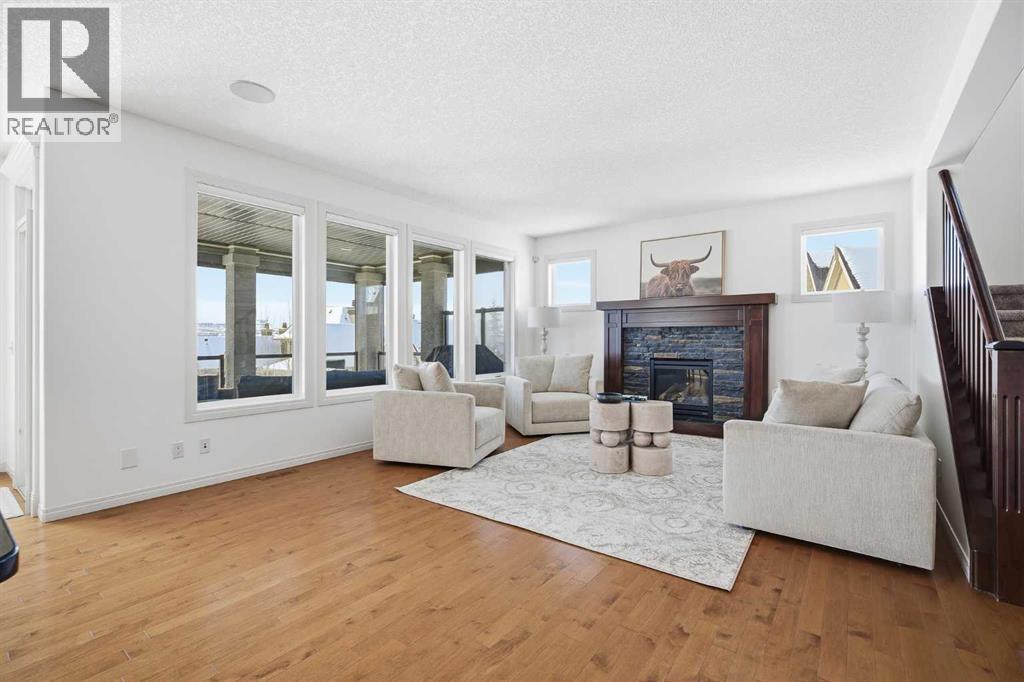 Single Family House for Sale in  Tuscany Estates Rise NW Tuscany Calgary 