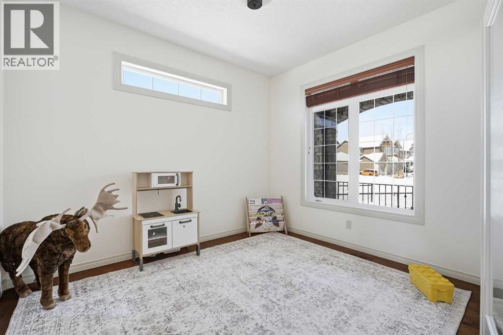 Single Family House for Sale in  Tuscany Estates Rise NW Tuscany Calgary 