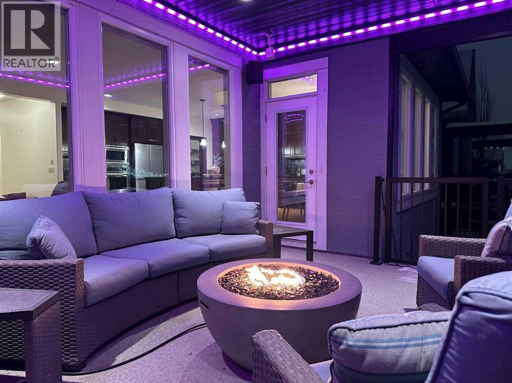 Single Family House for Sale in  Tuscany Estates Rise NW Tuscany Calgary 