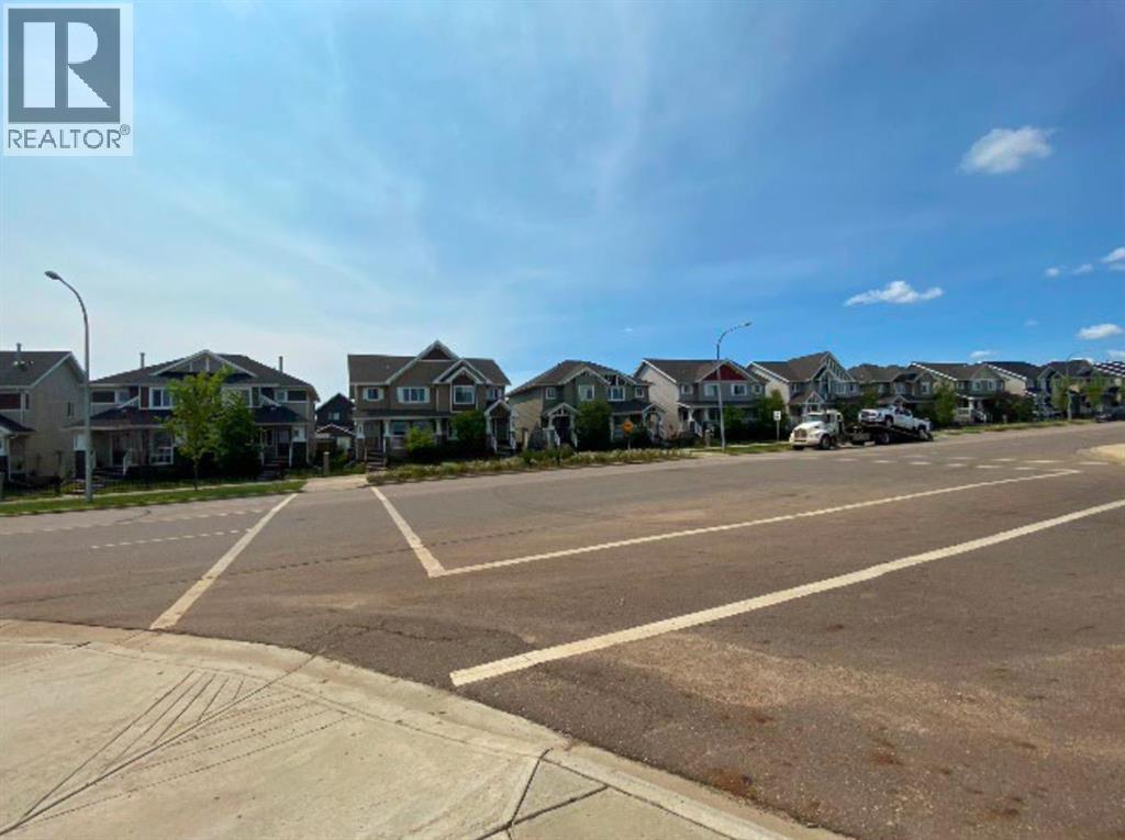 1422879 Block 18 Lot 1, Fort McMurray