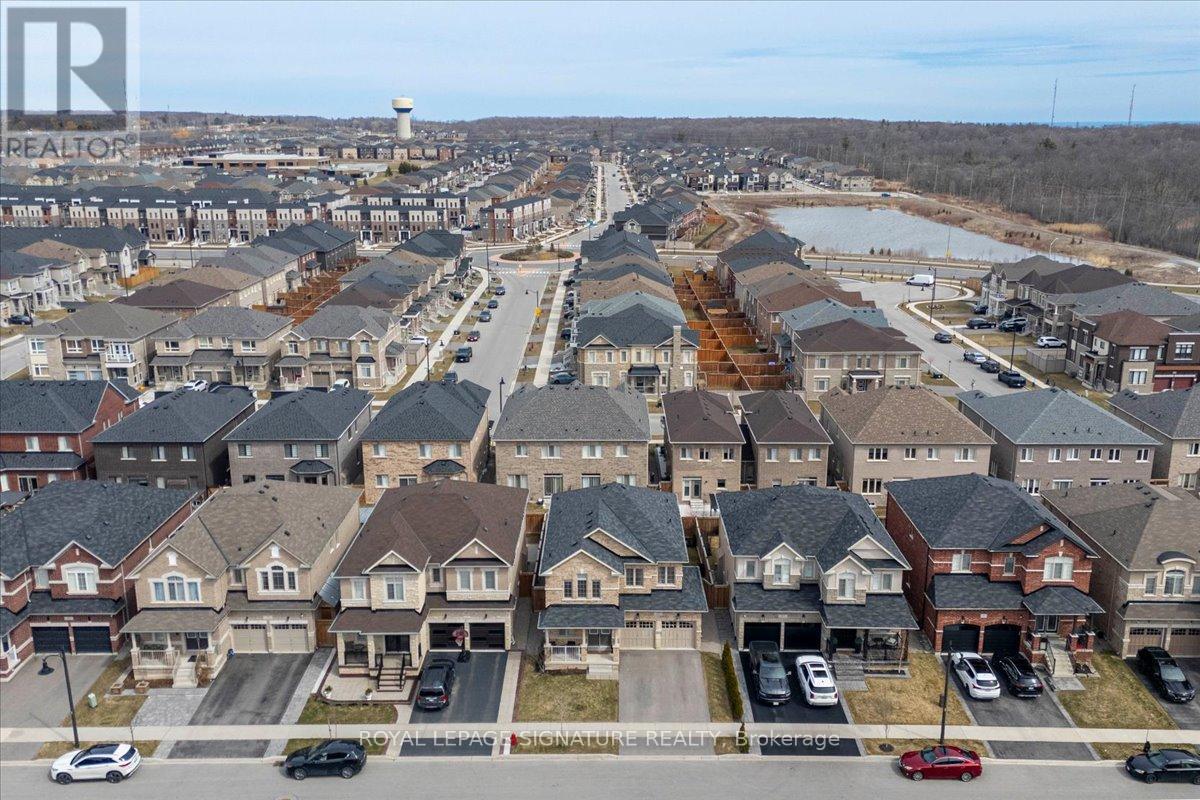 23 MILL STONE TERRACE, Hamilton (Waterdown), Ontario
