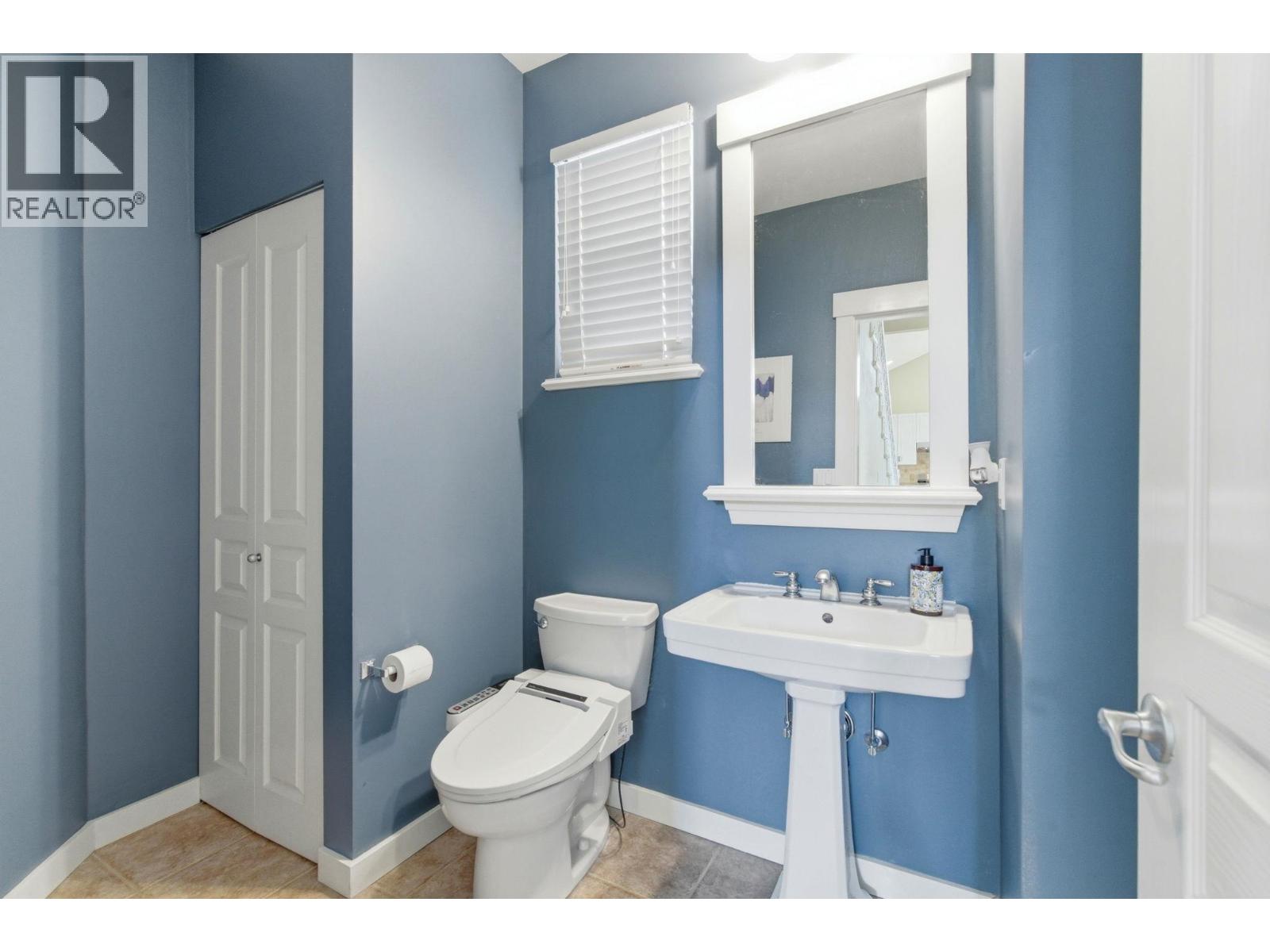 10 ASHWOOD DRIVE, Port Moody