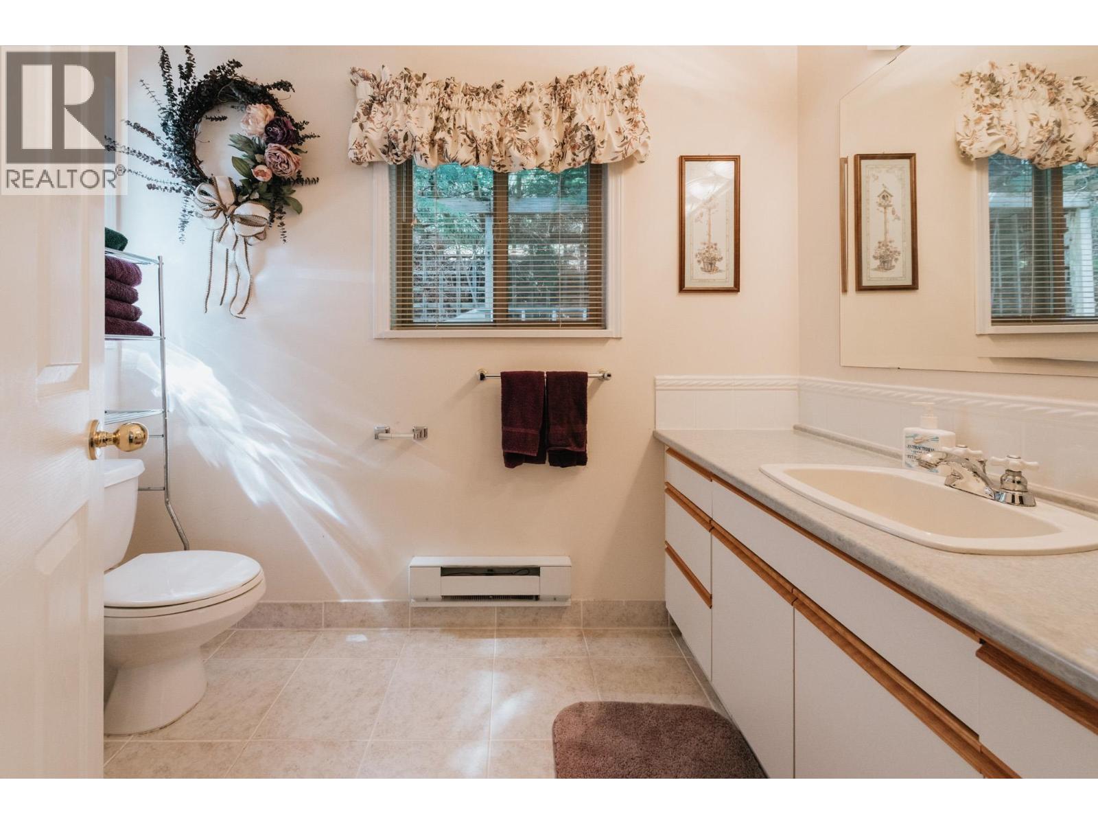 1205 ST ANDREWS ROAD, Gibsons