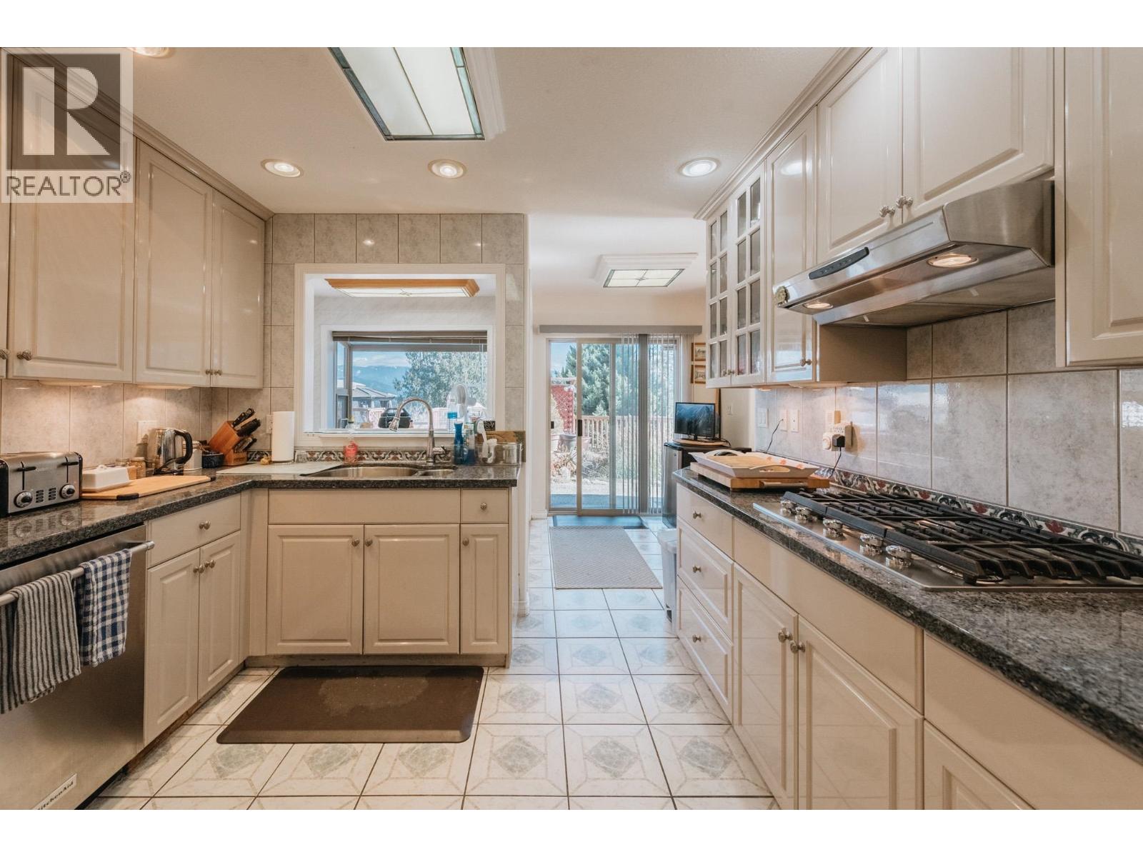 1205 ST ANDREWS ROAD, Gibsons