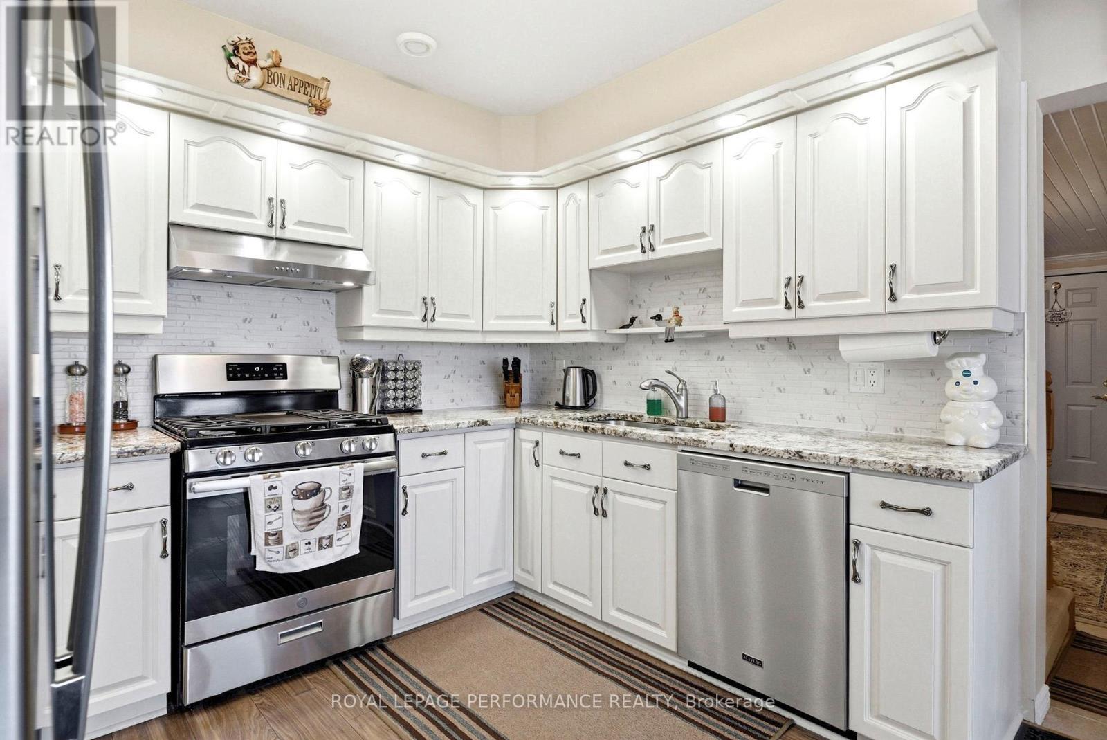 6588 TREE HAVEN ROAD - 16