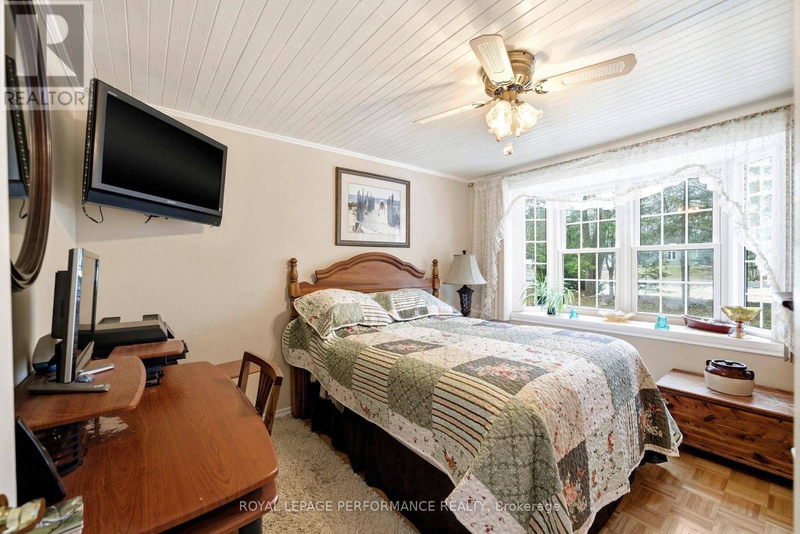 6588 TREE HAVEN ROAD - 32