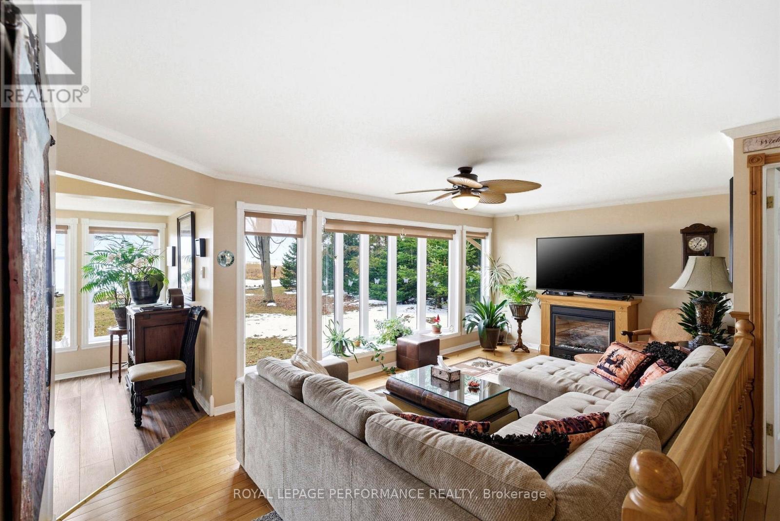 6588 TREE HAVEN ROAD - 6