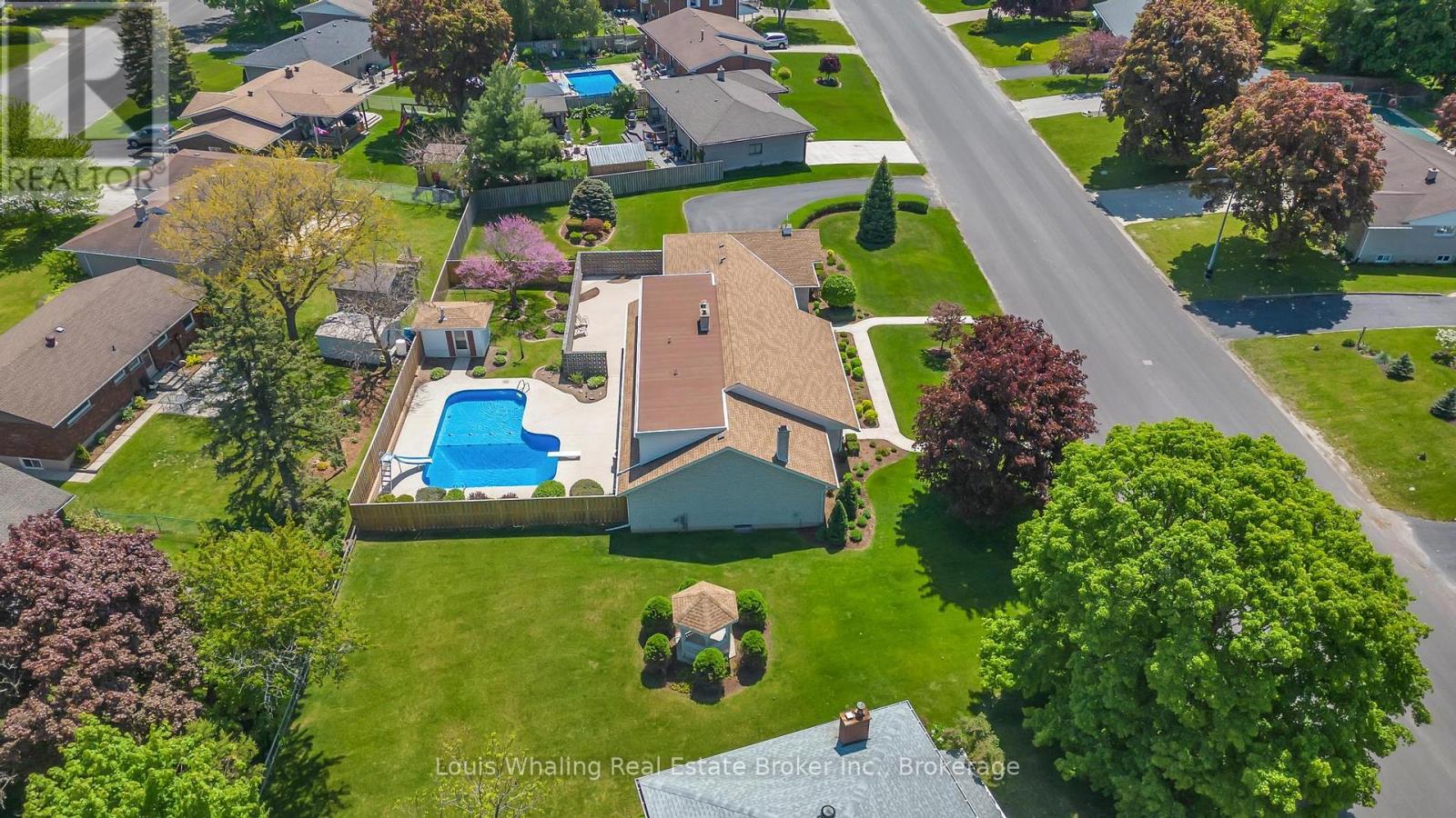 241 4TH AVENUE - 34