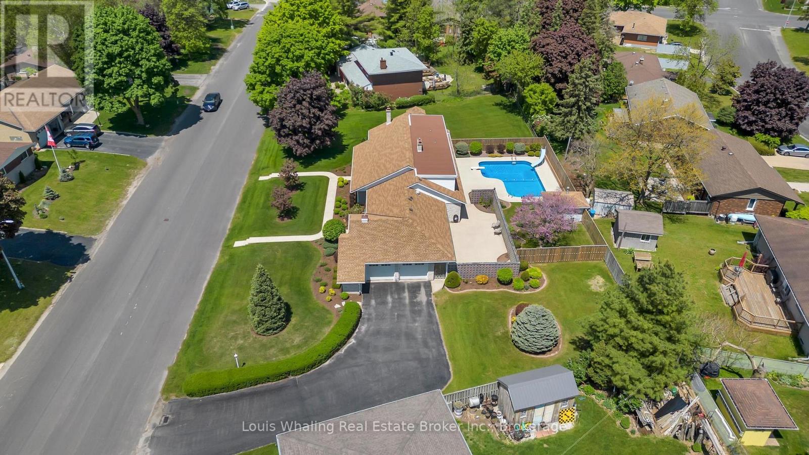 241 4TH AVENUE - 35