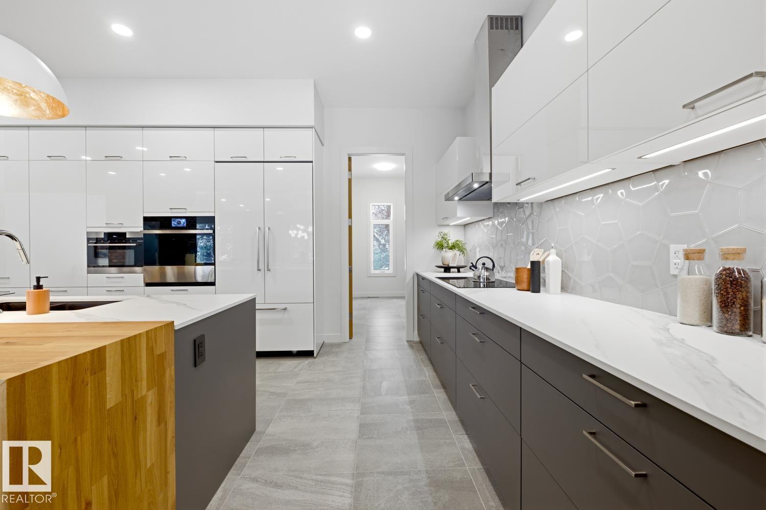 6619 123 ST NW NW, Edmonton