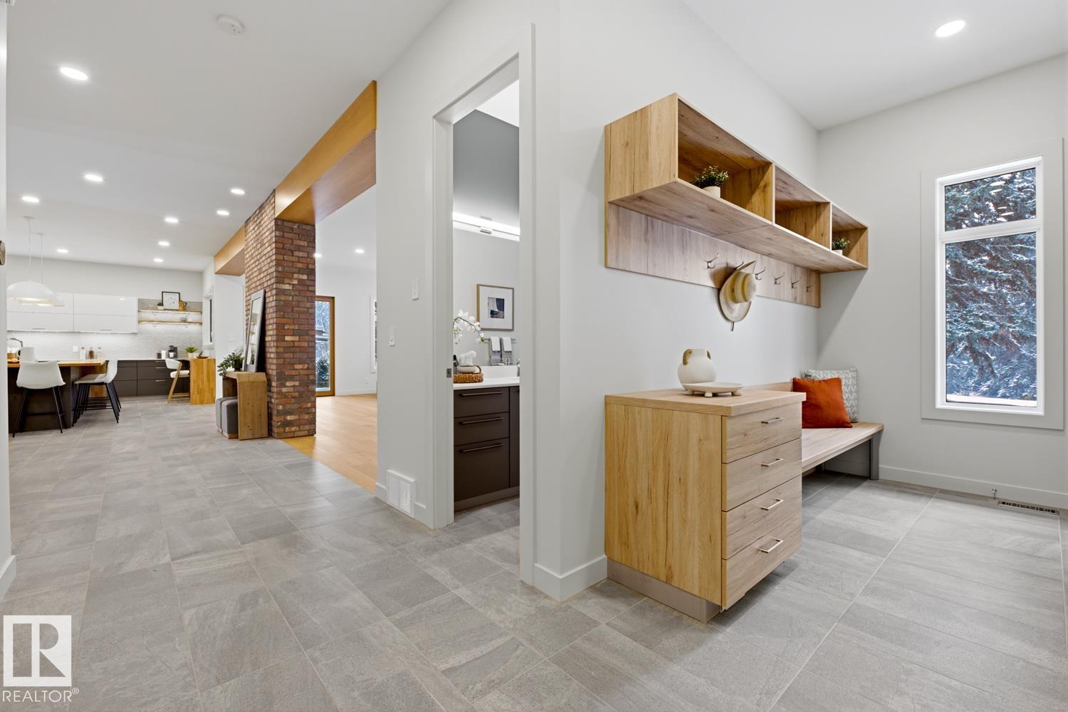 6619 123 ST NW NW, Edmonton