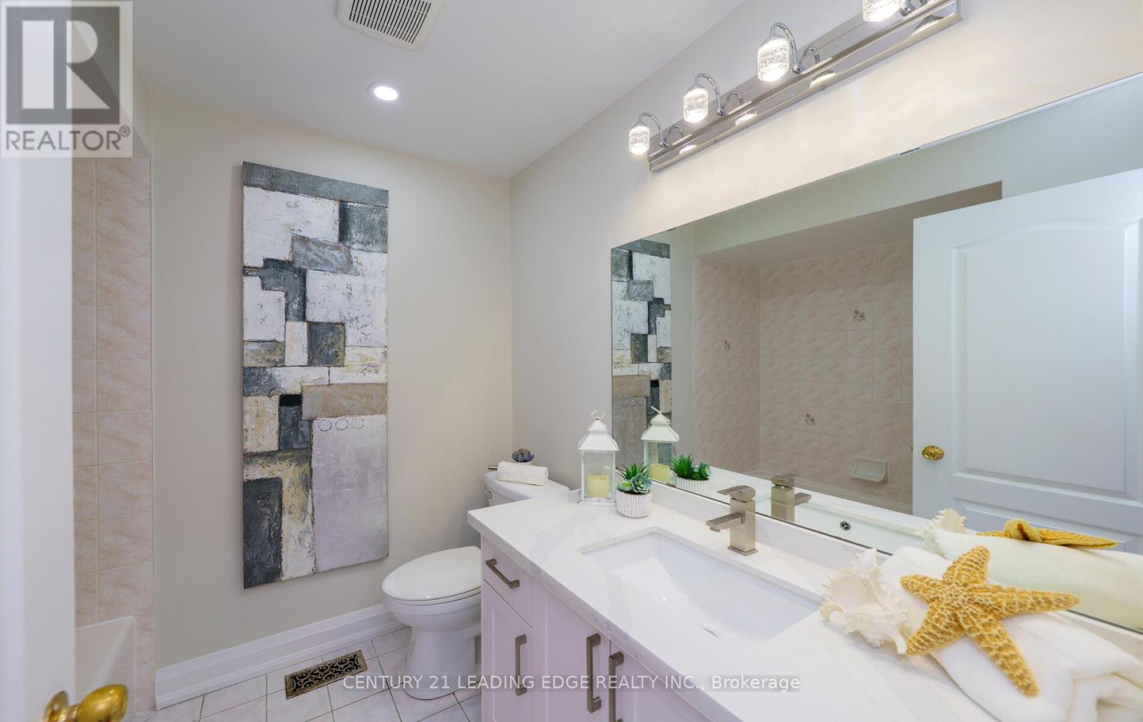 10 PARDON AVENUE,Whitby (Williamsburg),,
