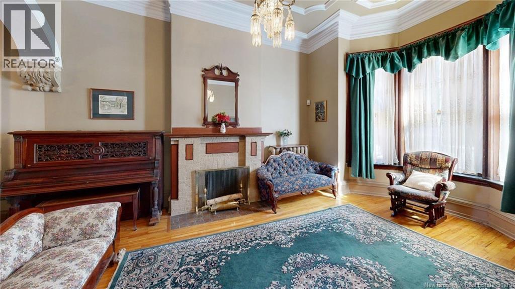 219 GERMAIN STREET - 8