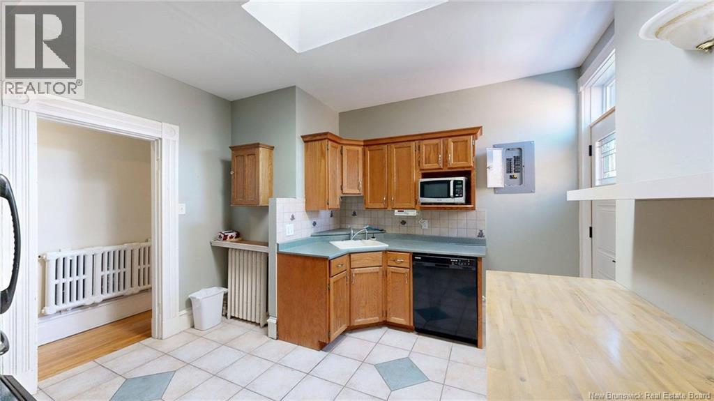 219 GERMAIN STREET - 28