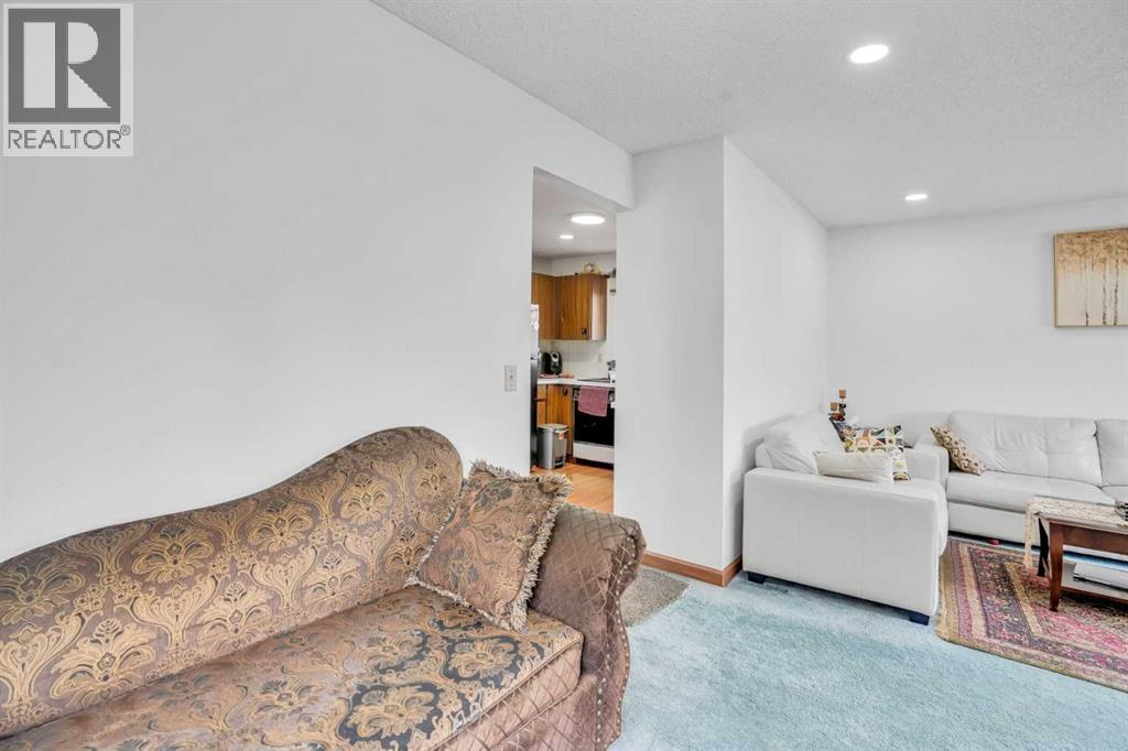 Single Family House 4 Level for Sale in  Falshire Close NE Falconridge Calgary 