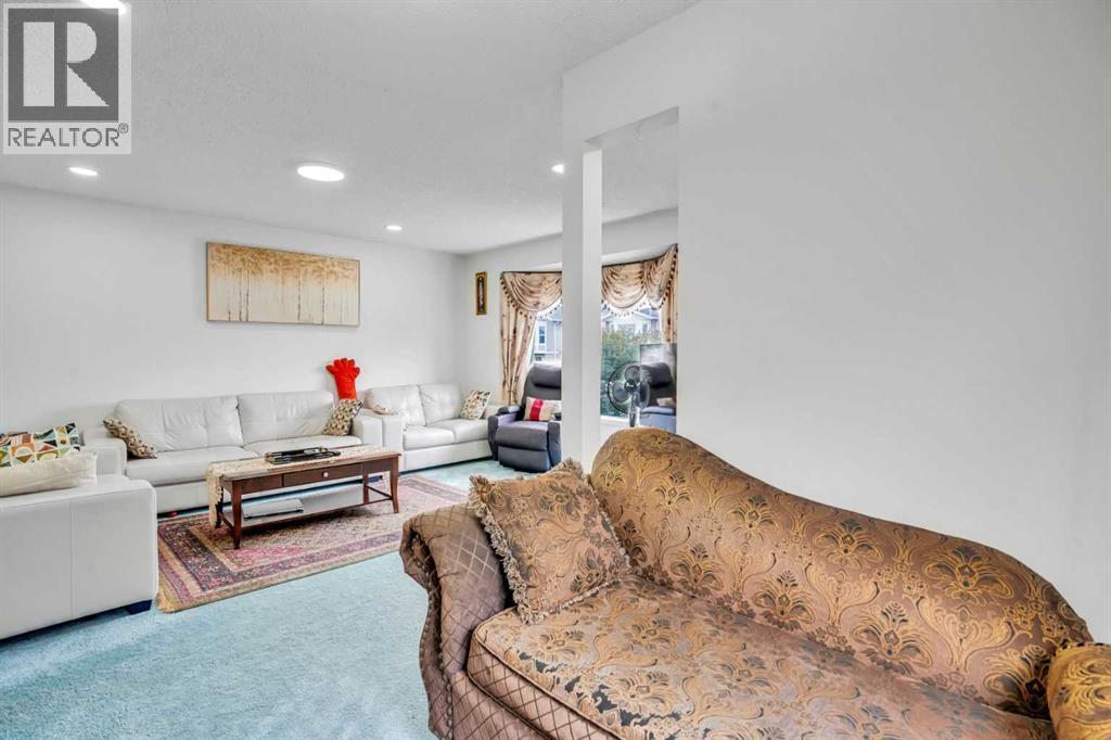 Single Family House 4 Level for Sale in  Falshire Close NE Falconridge Calgary 