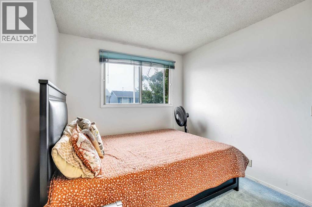 Single Family House 4 Level for Sale in  Falshire Close NE Falconridge Calgary 