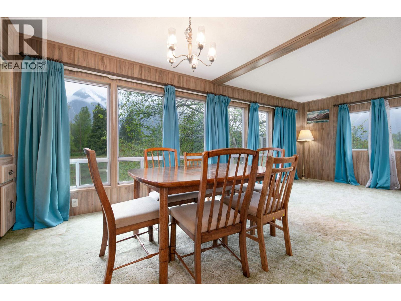 1691 HIGHWAY 99, Pemberton