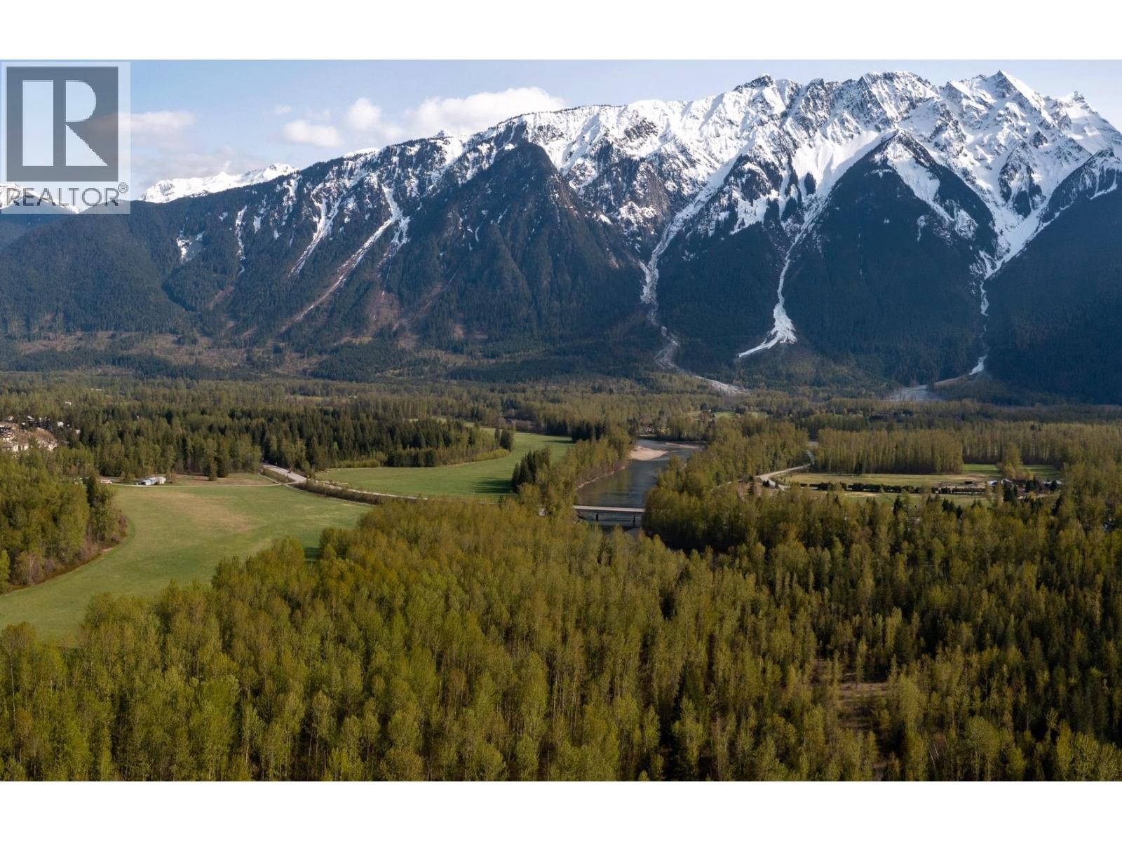 1691 HIGHWAY 99, Pemberton