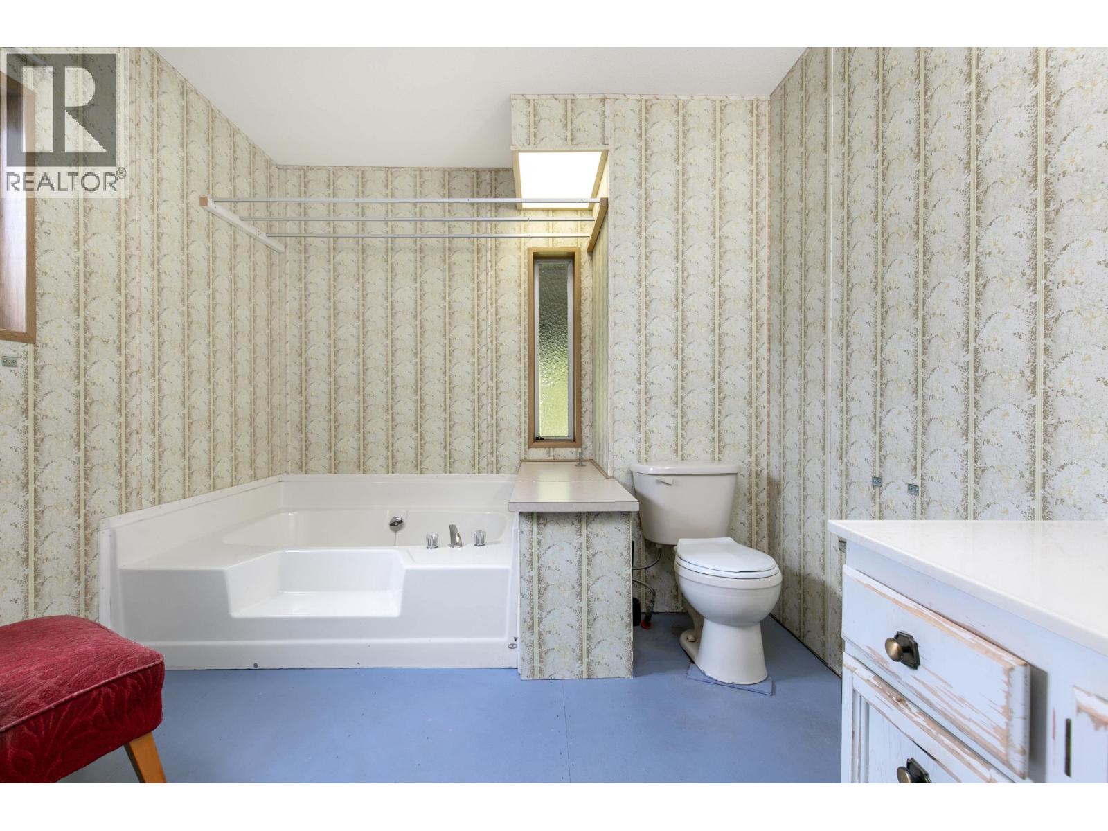 1691 HIGHWAY 99, Pemberton