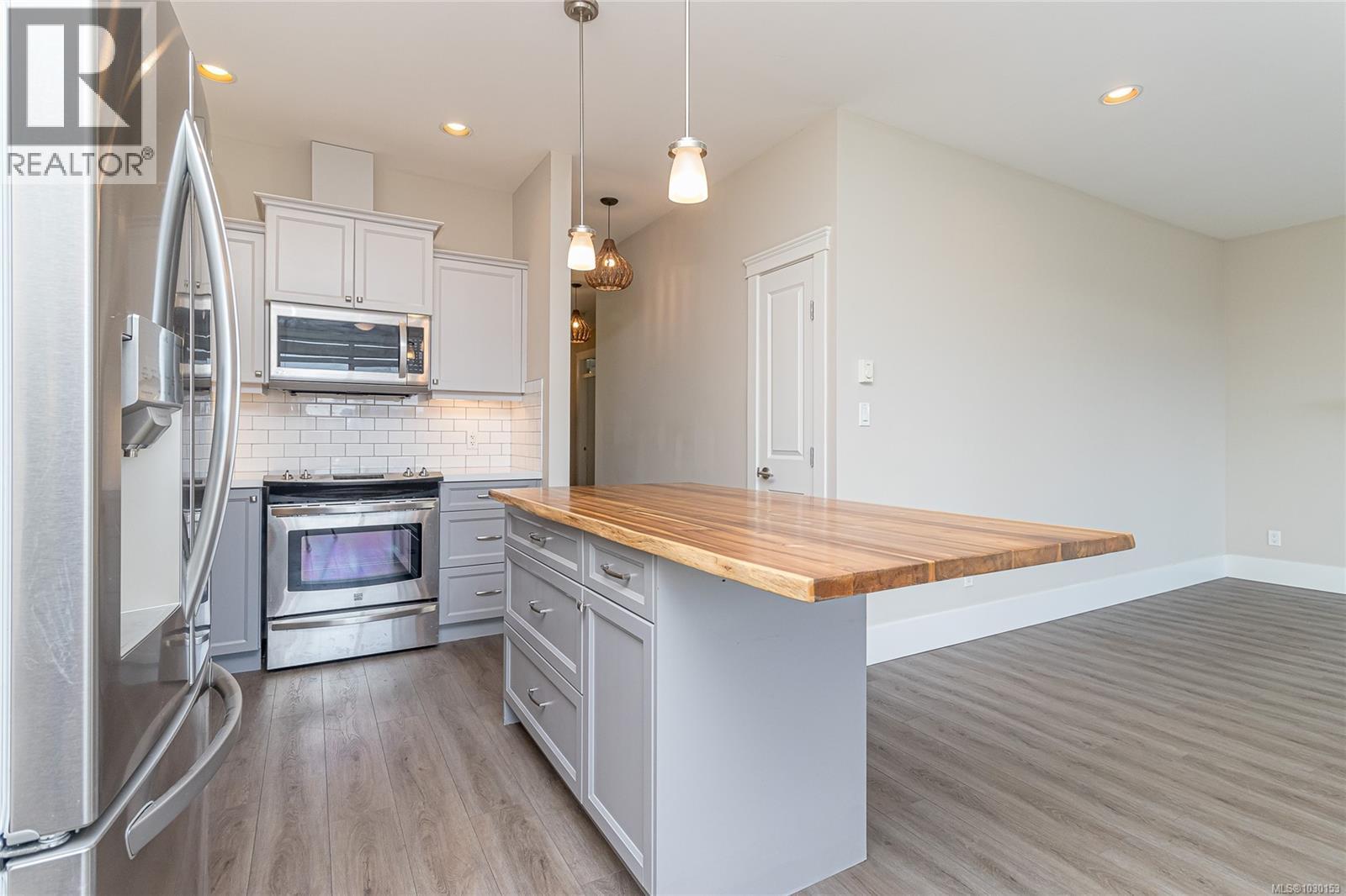 3178 HERONS WAY - 17