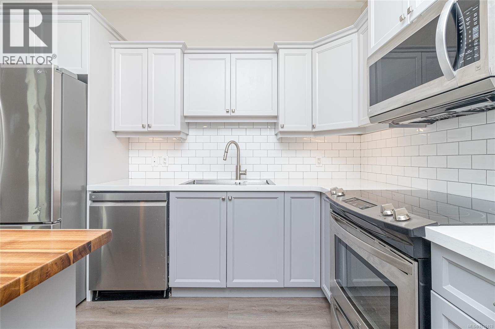 3178 HERONS WAY - 20