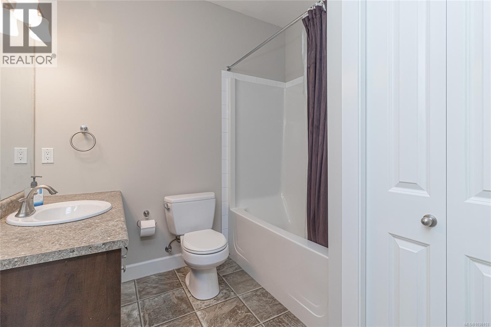 3178 HERONS WAY - 34