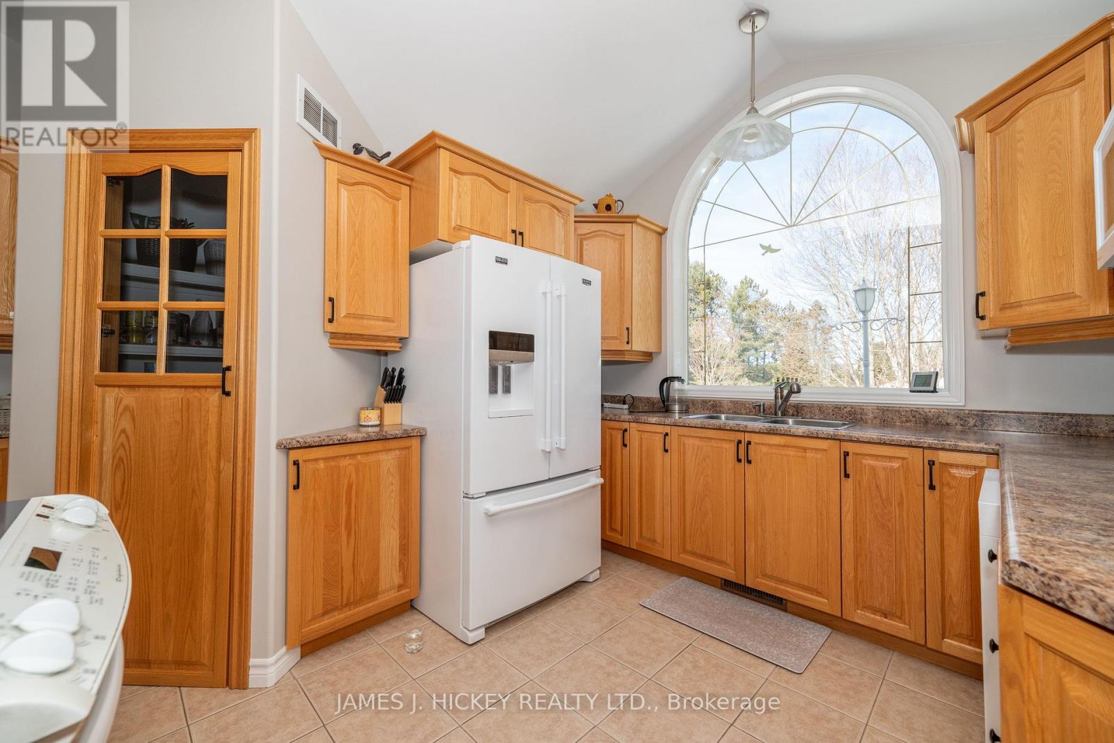 12 BOUDREAU ROAD - 10