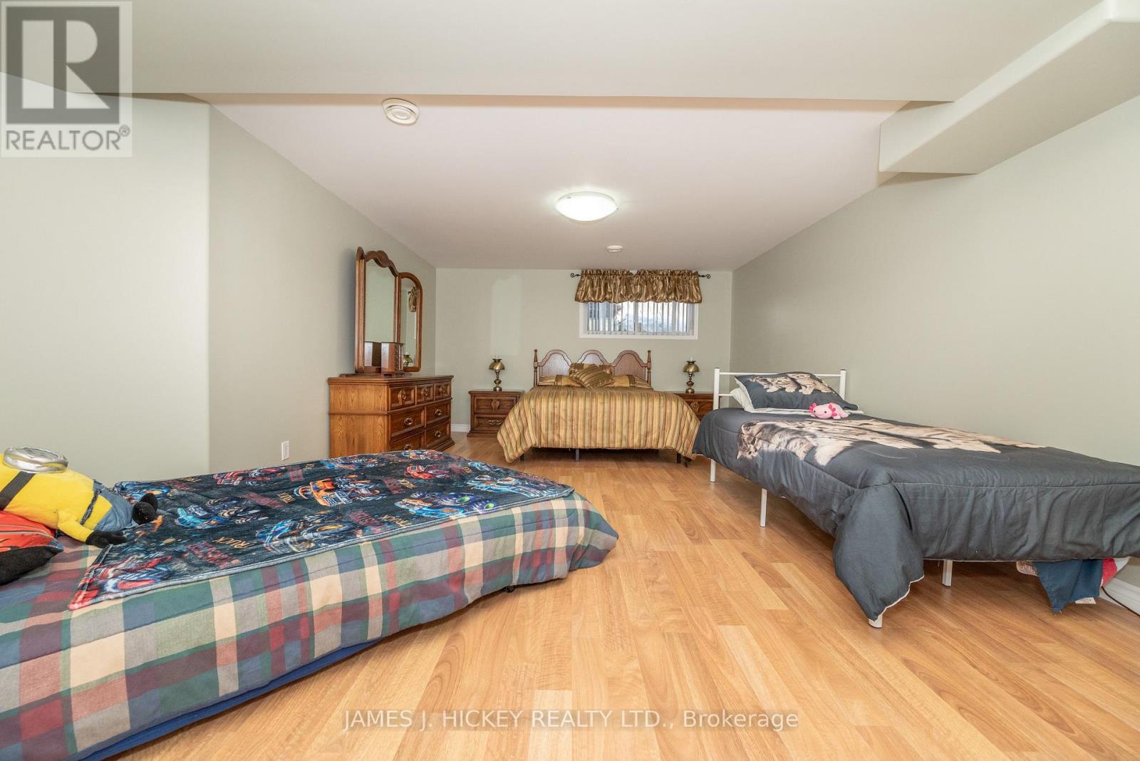 12 BOUDREAU ROAD - 32