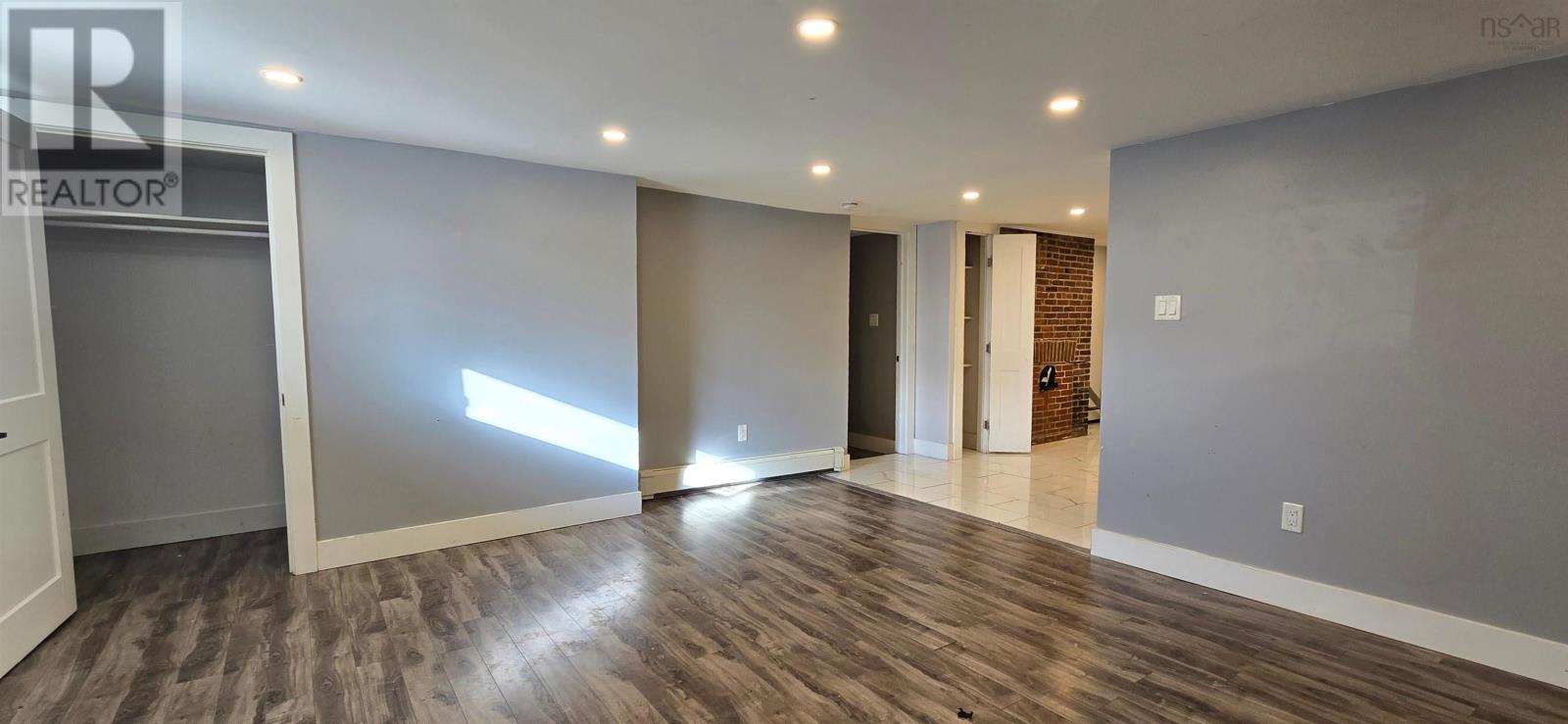 Property 3 of 19 of 2055,2059,2061 North Park Street