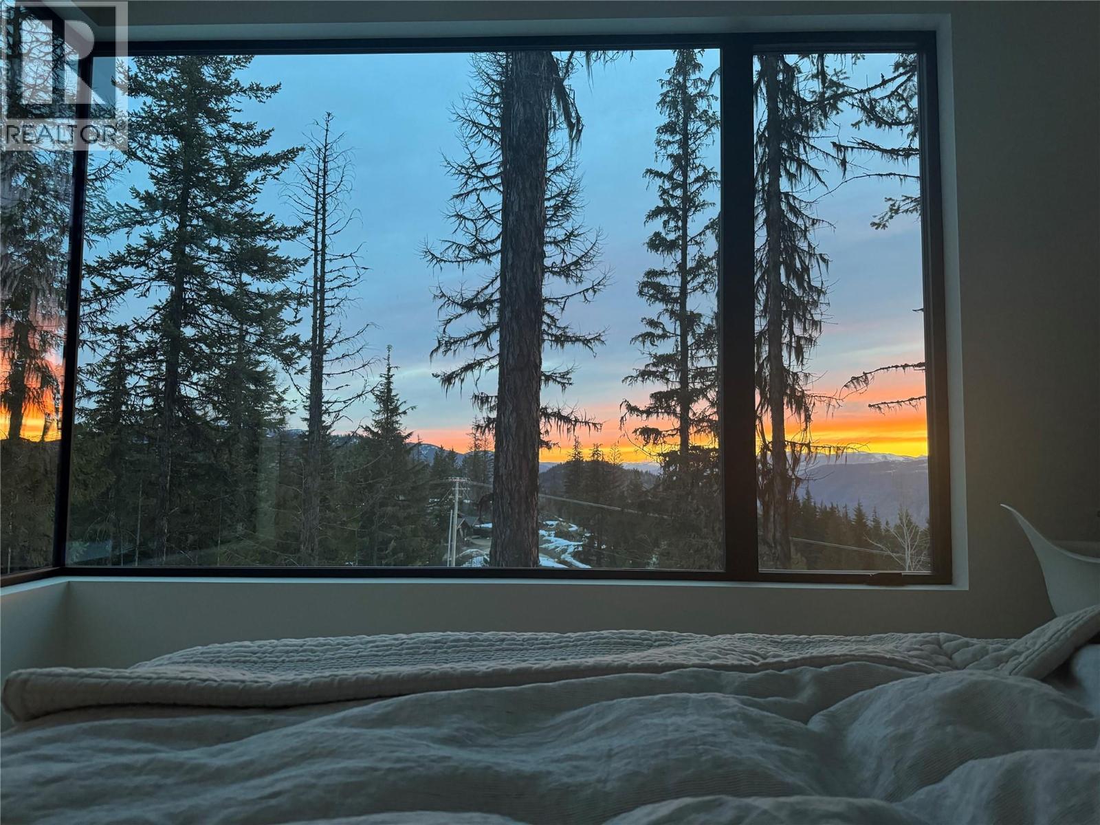 322 LARCH TERRACE - 44