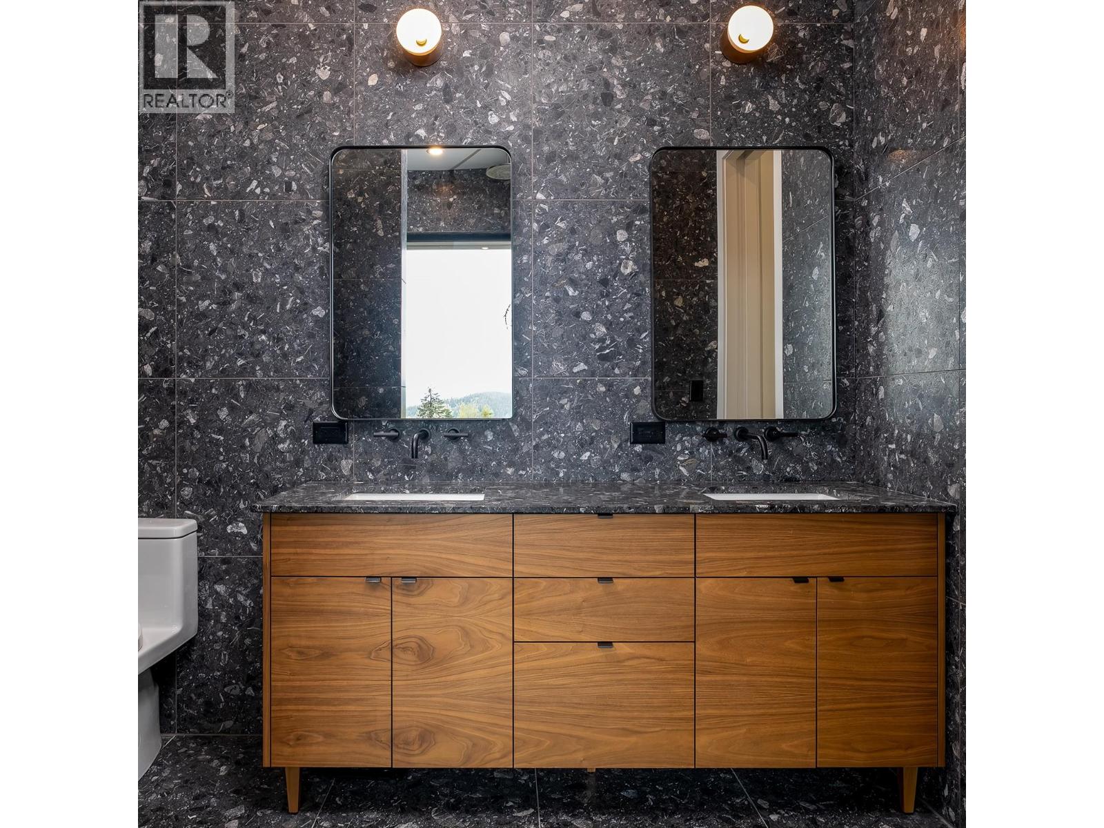 322 LARCH TERRACE - 28