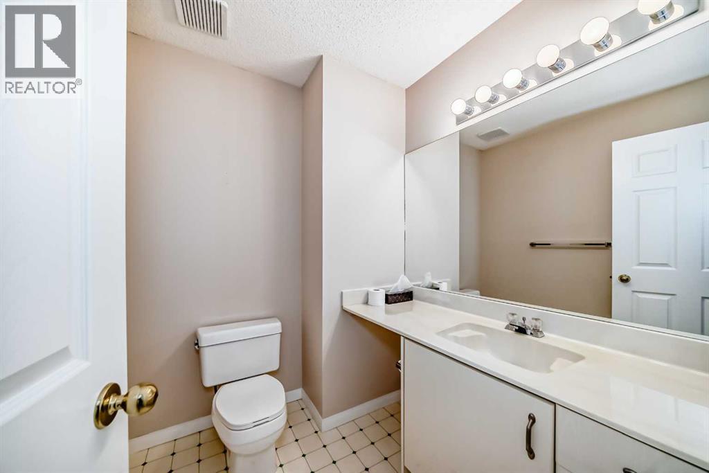 Single Family House for Sale in  Scenic Acres Terrace NW Scenic Acres Calgary 