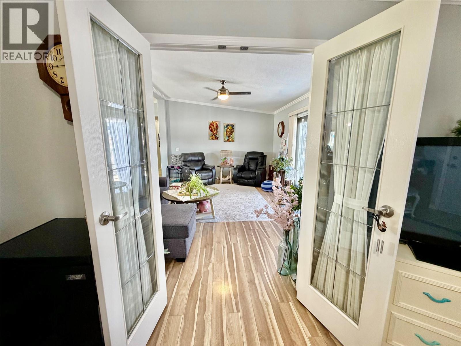 720 105 Avenue - 9